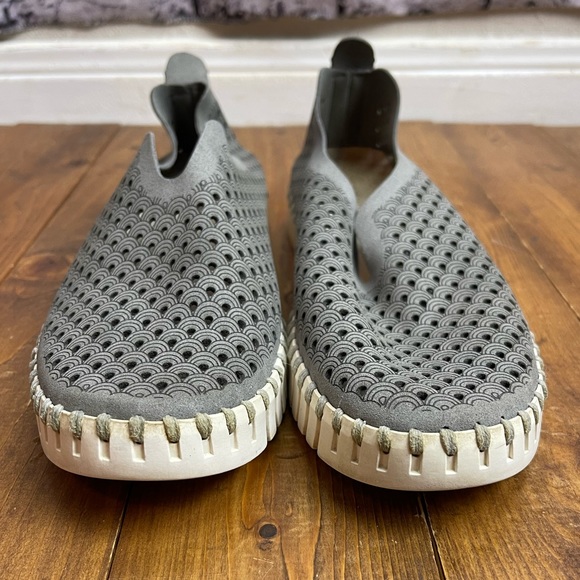 Ilse Jacobsen gray Tulip Slip-On Sneaker size 37 women’s size 7 - Picture 3 of 8